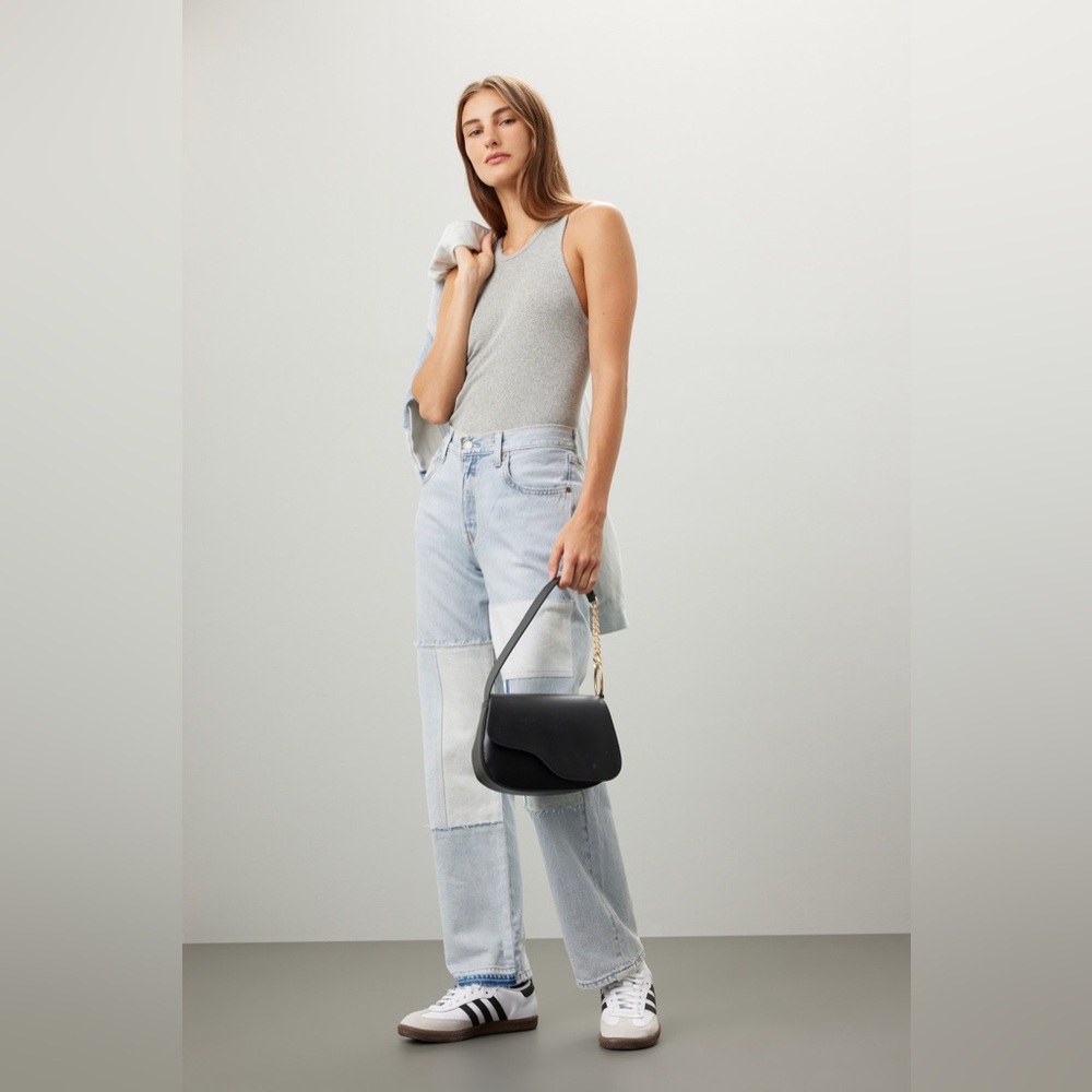 LEVIS LIGHT WASHED STRAIGHT LEG MOM JEANS